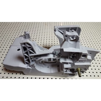 MOTORHÁZ KOMPLETT STIHL MS 290 029 390 039
